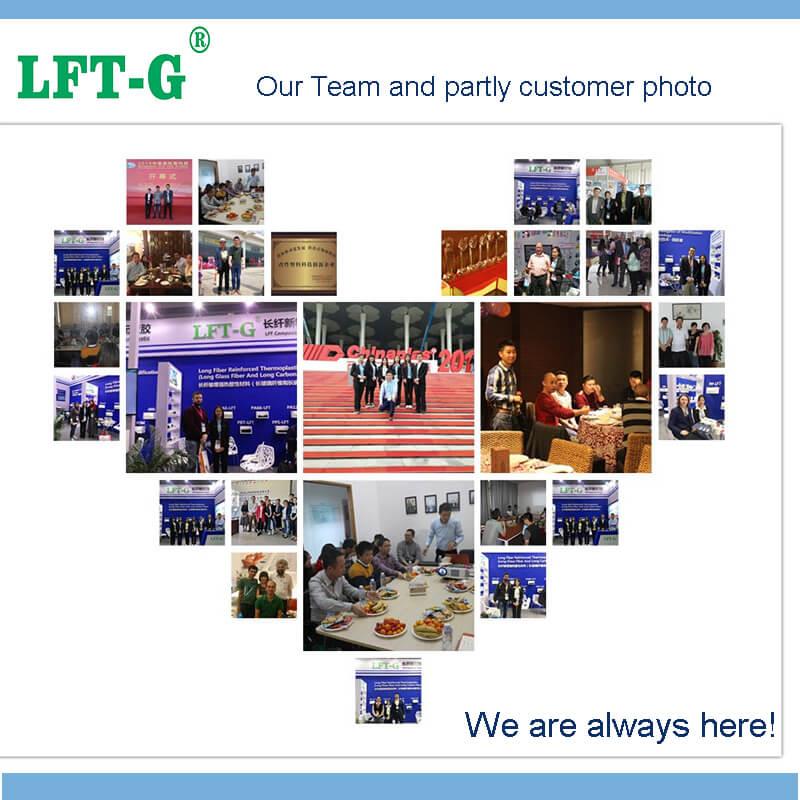 7 Team and partly customer photo 